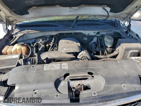 ✅ 2006 Chevrolet Silverado 2500HD Work Truck • VIN: 1GCHC29U46E280481 • Лот: 93956625. Опубликован ранее на Copart с пробегом Не указан. Бесплатный доступ к архиву аукционных продаж из США и подробный отчёт об истории автомобиля на DreamBid. Изображение 11.