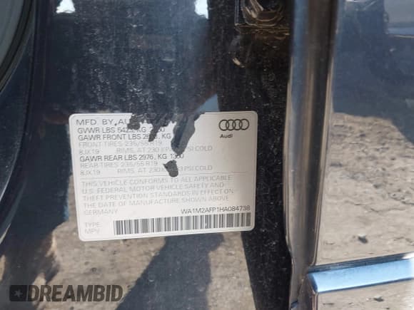 ✅ 2017 Audi Q5 Premium Plus • VIN: WA1M2AFP1HA084738 • Lot: 43142293. Wystawiony na IAAI z przebiegiem 82 664 mil. Bezpłatny archiwum sprzedaży aukcyjnych z USA i szczegółowy raport historii pojazdu na DreamBid. Zdjęcie 9.