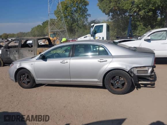 2008 Chevrolet Malibu 1LS with VIN 1G1ZG57B88F188419, listed as a IAAI auction lot 43259516 with 143,826 mi miles and . Bid and sale history available at DreamBid. Image 14.