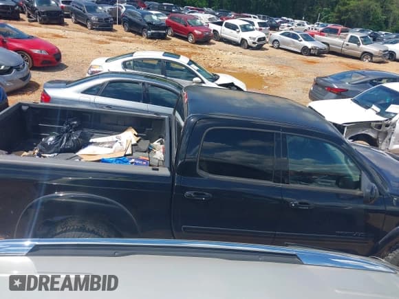 ✅ 2004 Toyota Tundra Limited • VIN: 5TBDT48124S458261 • Lot: 42247748. Wystawiony na IAAI z przebiegiem 264 899 mil. Bezpłatny archiwum sprzedaży aukcyjnych z USA i szczegółowy raport historii pojazdu na DreamBid. Zdjęcie 13.