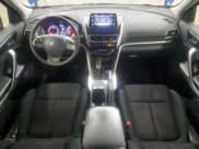 ✅ 2018 Mitsubishi Eclipse Cross LE • VIN: JA4AT4AA8JZ046953 • Lot: 91781205. Wystawiony na Copart z przebiegiem 89 335 mil. Bezpłatny archiwum sprzedaży aukcyjnych z USA i szczegółowy raport historii pojazdu na DreamBid. Zdjęcie 8.