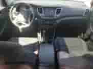 2018 Hyundai Tucson Limited z VIN KM8J33A28JU724148, wystawiony jako Copart lot #86606695 z przebiegiem 159 062 mil mil oraz Czysty tytuł • Clean title. Historia ofert i sprzedaży dostępna na DreamBid. Obrazek 8.