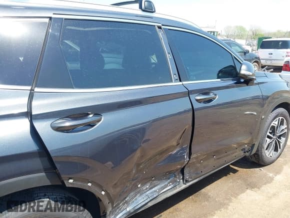 ✅ 2020 Hyundai Santa Fe Limited • VIN: 5NMS5CAA9LH291668 • Лот: 41993600. Опубликован ранее на IAAI с пробегом 43 857 миль. Бесплатный доступ к архиву аукционных продаж из США и подробный отчёт об истории автомобиля на DreamBid. Изображение 6.