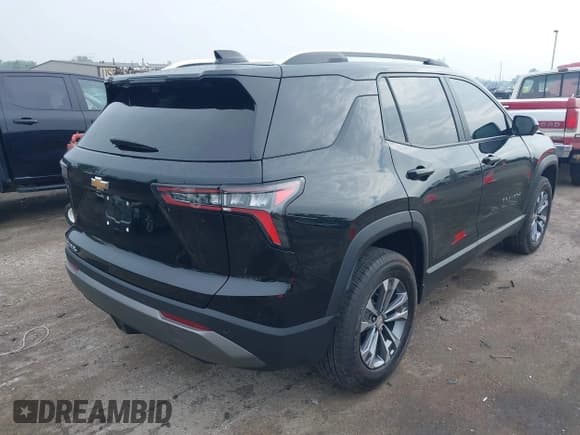 ✅ 2025 Chevrolet Equinox FWD LT • VIN: 3GNAXHEG1SL101680 • Lot: 42438170. Wystawiony na IAAI z przebiegiem 8 132 mil. Bezpłatny archiwum sprzedaży aukcyjnych z USA i szczegółowy raport historii pojazdu na DreamBid. Zdjęcie 4.