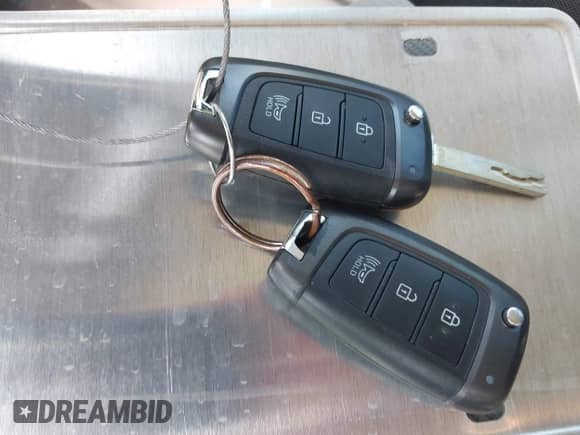 2020 Hyundai Venue SEL z VIN KMHRC8A39LU018916, wystawiony jako IAAI lot #42190637 z przebiegiem 37 926 mil mil oraz . Historia ofert i sprzedaży dostępna na DreamBid. Obrazek 11.