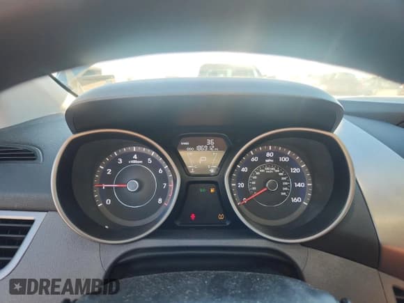 ✅ 2013 Hyundai Elantra GLS • VIN: 5NPDH4AE9DH358850 • Lot: 90813405. Listed on Copart with 186,912 mi. Free auction sales archive from the USA and detailed vehicle history report at DreamBid. Image 9.