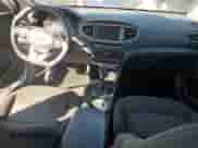 2018 Hyundai Ioniq SEL z VIN KMHC75LC4JU082428, wystawiony jako Copart lot #71263354 z przebiegiem Nie podano mil oraz Czysty tytuł • Clean title. Historia ofert i sprzedaży dostępna na DreamBid. Obrazek 8.