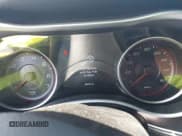 ✅ 2018 Dodge Charger R/T • VIN: 2C3CDXCT6JH205940 • Lot: 42227254. Wystawiony na IAAI z przebiegiem 82 475 mil. Bezpłatny archiwum sprzedaży aukcyjnych z USA i szczegółowy raport historii pojazdu na DreamBid. Zdjęcie 7.