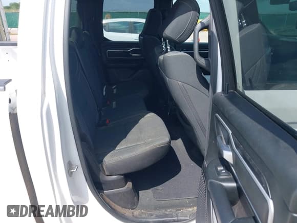 ✅ 2021 Ram 1500 Big Horn • VIN: 1C6SRFBT4MN673964 • Лот: 42828995. Опубликован ранее на IAAI с пробегом 150 893 миль. Бесплатный доступ к архиву аукционных продаж из США и подробный отчёт об истории автомобиля на DreamBid. Изображение 8.