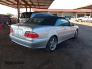 ✅ 2001 Mercedes-Benz CLK 320/430 • VIN: WDBLK65G01T070077 • Lot: 43783188. Wystawiony na IAAI z przebiegiem 151 353 mil. Bezpłatny archiwum sprzedaży aukcyjnych z USA i szczegółowy raport historii pojazdu na DreamBid. Zdjęcie 4.