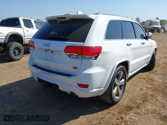 ✅ 2014 Jeep Grand Cherokee Overland • VIN: 1C4RJFCT9EC363027 • Lot: 43359942. Listed on IAAI with 146,719 mi. Free auction sales archive from the USA and detailed vehicle history report at DreamBid. Image 4.