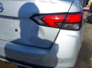 ✅ 2020 Nissan Versa S • VIN: 3N1CN8DV2LL902162 • Lot: 43671182. Listed on IAAI with 138,464 mi. Free auction sales archive from the USA and detailed vehicle history report at DreamBid. Image 18.