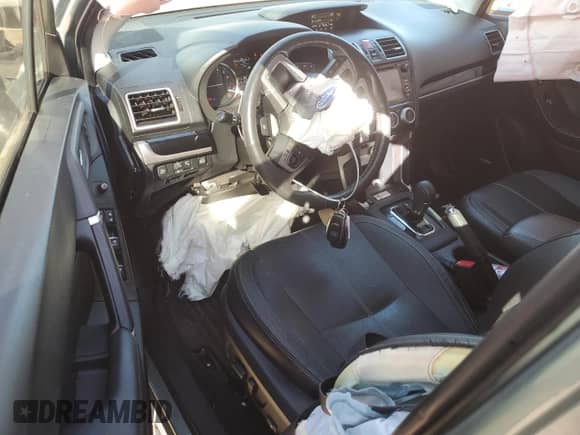 2018 Subaru Forester Touring с VIN JF2SJAWC3JH498955, выставлен на аукционе Copart как лот 82396355 с пробегом 101 873 миль миль и Списание • Salvage title. История ставок и продаж доступна на DreamBid. Изображение 8.