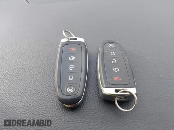 ✅ 2013 Ford Taurus Limited • VIN: 1FAHP2F86DG167182 • Lot: 41626487. Listed on IAAI with 180,854 mi. Free auction sales archive from the USA and detailed vehicle history report at DreamBid. Image 11.