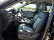 ✅ 2022 Ford Explorer XLT • VIN: 1FMSK7DH2NGC41211 • Lot: 52229645. Wystawiony na Copart z przebiegiem 63 273 mil. Bezpłatny archiwum sprzedaży aukcyjnych z USA i szczegółowy raport historii pojazdu na DreamBid. Zdjęcie 7.