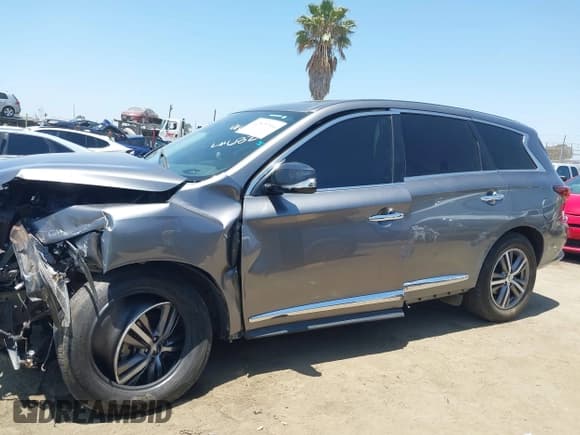 ✅ 2020 Infiniti QX60 Luxe • VIN: 5N1DL0MNXLC506142 • Lot: 42529704. Wystawiony na IAAI z przebiegiem 75 034 mil. Bezpłatny archiwum sprzedaży aukcyjnych z USA i szczegółowy raport historii pojazdu na DreamBid. Zdjęcie 14.