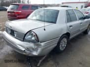 ✅ 2005 Ford Crown Victoria Standard • VIN: 2FAFP73W25X117107 • Lot: 41838842. Listed on IAAI with 224,720 mi. Free auction sales archive from the USA and detailed vehicle history report at DreamBid. Image 6.