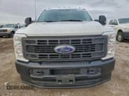 ✅ 2024 Ford F-350 XLT • VIN: 1FT8W3DT2REF49982 • Лот: 95763245. Опубликован ранее на Copart с пробегом 28 230 миль. Бесплатный доступ к архиву аукционных продаж из США и подробный отчёт об истории автомобиля на DreamBid. Изображение 5.