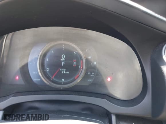 ✅ 2014 Lexus IS 350 • VIN: JTHCE1D23E5004892 • Lot: 42401727. Wystawiony na IAAI z przebiegiem 182 136 mil. Bezpłatny archiwum sprzedaży aukcyjnych z USA i szczegółowy raport historii pojazdu na DreamBid. Zdjęcie 7.