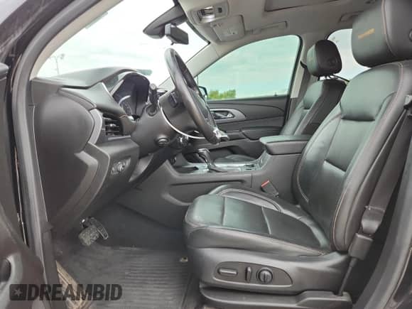 2020 Chevrolet Traverse Premier с VIN 1GNEVKKW4LJ210367, выставлен на аукционе Copart как лот 82106205 с пробегом 188 087 миль миль и Списание • Salvage title. История ставок и продаж доступна на DreamBid. Изображение 7.