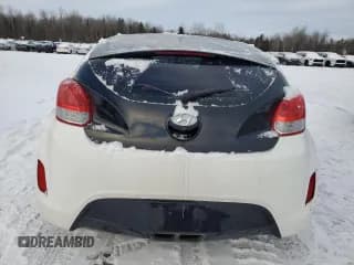 ✅ 2012 Hyundai Veloster w/Gray Int • VIN: KMHTC6AD3CU066141 • Lot: 88774385. Wystawiony na Copart z przebiegiem 230 248 mil. Bezpłatny archiwum sprzedaży aukcyjnych z USA i szczegółowy raport historii pojazdu na DreamBid. Zdjęcie 6.