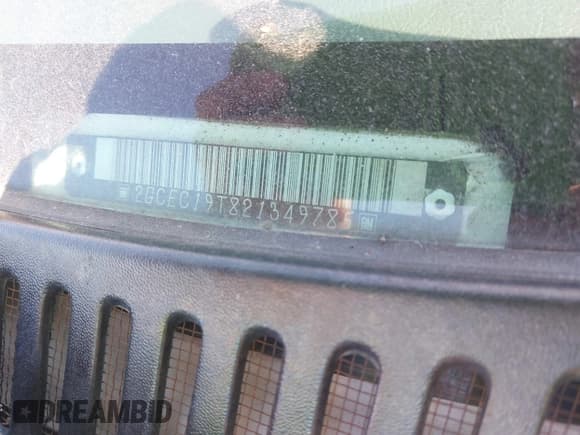 ✅ 2002 Chevrolet Silverado 1500 LT • VIN: 2GCEC19T821349785 • Lot: 42444701. Wystawiony na IAAI z przebiegiem 180 452 mil. Bezpłatny archiwum sprzedaży aukcyjnych z USA i szczegółowy raport historii pojazdu na DreamBid. Zdjęcie 9.