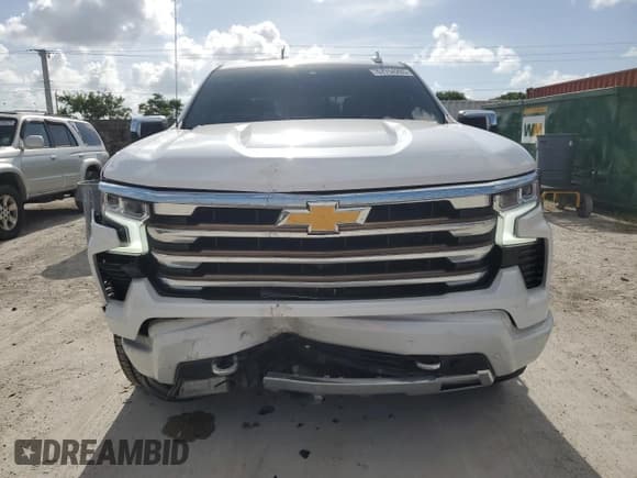 ✅ 2022 Chevrolet Silverado 1500 High Country • VIN: 3GCPAFET8NG523092 • Лот: 67754285. Опубликован ранее на Copart с пробегом 45 541 миль. Бесплатный доступ к архиву аукционных продаж из США и подробный отчёт об истории автомобиля на DreamBid. Изображение 5.
