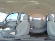 ✅ 2006 Saturn VUE • VIN: 5GZCZ33D16S845227 • Lot: 69463725. Wystawiony na Copart z przebiegiem 57 886 mil. Bezpłatny archiwum sprzedaży aukcyjnych z USA i szczegółowy raport historii pojazdu na DreamBid. Zdjęcie 14.