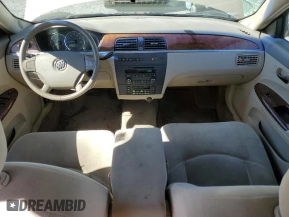 ✅ 2005 Buick LaCrosse CX • VIN: 2G4WC562151260552 • Lot: 72077144. Wystawiony na Copart z przebiegiem 52 496 mil. Bezpłatny archiwum sprzedaży aukcyjnych z USA i szczegółowy raport historii pojazdu na DreamBid. Zdjęcie 8.