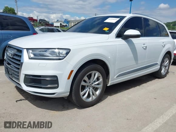 ✅ 2017 Audi Q7 Premium • VIN: WA1AHAF77HD037780 • Lot: 42354651. Wystawiony na IAAI z przebiegiem 144 862 mil. Bezpłatny archiwum sprzedaży aukcyjnych z USA i szczegółowy raport historii pojazdu na DreamBid. Zdjęcie 2.
