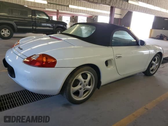 ✅ 1997 Porsche Boxster • VIN: WP0CA2984VS621932 • Lot: 85289465. Wystawiony na Copart z przebiegiem 35 797 mil. Bezpłatny archiwum sprzedaży aukcyjnych z USA i szczegółowy raport historii pojazdu na DreamBid. Zdjęcie 3.