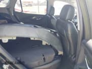 ✅ 2022 GMC Terrain SLE • VIN: 3GKALMEV3NL110532 • Lot: 43031328. Wystawiony na IAAI z przebiegiem 77 298 mil. Bezpłatny archiwum sprzedaży aukcyjnych z USA i szczegółowy raport historii pojazdu na DreamBid. Zdjęcie 8.