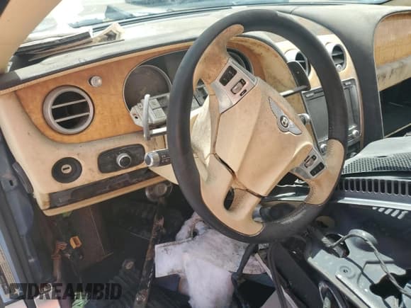 ✅ 2012 Bentley Continental GT • VIN: SCBGR3ZA1CC076978 • Lot: 68826525. Listed on Copart with Not provided. Free auction sales archive from the USA and detailed vehicle history report at DreamBid. Image 9.