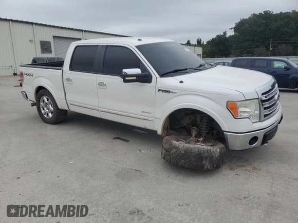 ✅ 2013 Ford F-150 Lariat • VIN: 1FTFW1ET2DKE14246 • Lot: 85580245. Wystawiony na Copart z przebiegiem 72 120 mil. Bezpłatny archiwum sprzedaży aukcyjnych z USA i szczegółowy raport historii pojazdu na DreamBid. Zdjęcie 4.