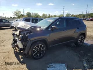 ✅ 2018 Jeep Compass Limited • VIN: 3C4NJCCB0JT411680 • Lot: 84427425. Wystawiony na Copart z przebiegiem 42 934 mil. Bezpłatny archiwum sprzedaży aukcyjnych z USA i szczegółowy raport historii pojazdu na DreamBid. Zdjęcie 1.