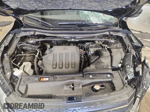 ✅ 2025 Mitsubishi Eclipse Cross SE • VIN: JA4ATWAA1SZ009658 • Лот: 86785725. Опубликован ранее на Copart с пробегом 17 328 миль. Бесплатный доступ к архиву аукционных продаж из США и подробный отчёт об истории автомобиля на DreamBid. Изображение 12.