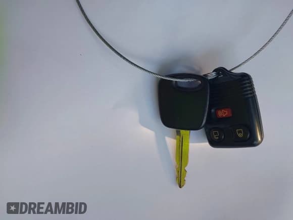 ✅ 1999 Ford Ranger XLT • VIN: 1FTYR10X7XPA21716 • Lot: 43324585. Wystawiony na IAAI z przebiegiem 189 177 mil. Bezpłatny archiwum sprzedaży aukcyjnych z USA i szczegółowy raport historii pojazdu na DreamBid. Zdjęcie 11.