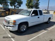 ✅ 2003 GMC Sierra 1500 • VIN: 1GTEC19T93E365042 • Лот: 85345005. Опубликован ранее на Copart с пробегом 200 878 миль. Бесплатный доступ к архиву аукционных продаж из США и подробный отчёт об истории автомобиля на DreamBid. Изображение 1.