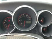 ✅ 2005 Pontiac Vibe • VIN: 5Y2SM63845Z410479 • Lot: 68224915. Wystawiony na Copart z przebiegiem 178 913 mil. Bezpłatny archiwum sprzedaży aukcyjnych z USA i szczegółowy raport historii pojazdu na DreamBid. Zdjęcie 9.