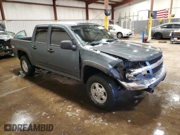 ✅ 2006 Chevrolet Colorado 1LT • VIN: 1GCDT136668130406 • Lot: 43983985. Wystawiony na Copart z przebiegiem 137 541 mil. Bezpłatny archiwum sprzedaży aukcyjnych z USA i szczegółowy raport historii pojazdu na DreamBid. Zdjęcie 4.