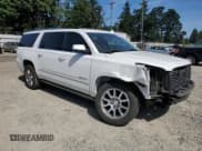 ✅ 2020 GMC Yukon XL Denali • VIN: 1GKS2HKJ2LR233910 • Lot: 60494915. Listed on Copart with 69,985 mi. Free auction sales archive from the USA and detailed vehicle history report at DreamBid. Image 4.