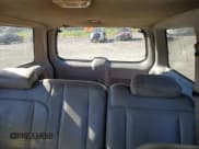 ✅ 2000 Ford Explorer XLT • VIN: 1FMZU83P5YZA33646 • Lot: 87049615. Wystawiony na Copart z przebiegiem 279 992 mil. Bezpłatny archiwum sprzedaży aukcyjnych z USA i szczegółowy raport historii pojazdu na DreamBid. Zdjęcie 10.