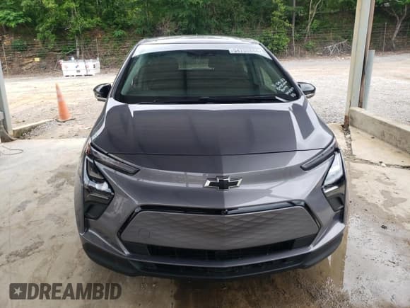 ✅ 2023 Chevrolet Bolt EV 2LT • VIN: 1G1FX6S07P4168932 • Lot: 54790844. Wystawiony na Copart z przebiegiem 667 mil. Bezpłatny archiwum sprzedaży aukcyjnych z USA i szczegółowy raport historii pojazdu na DreamBid. Zdjęcie 5.