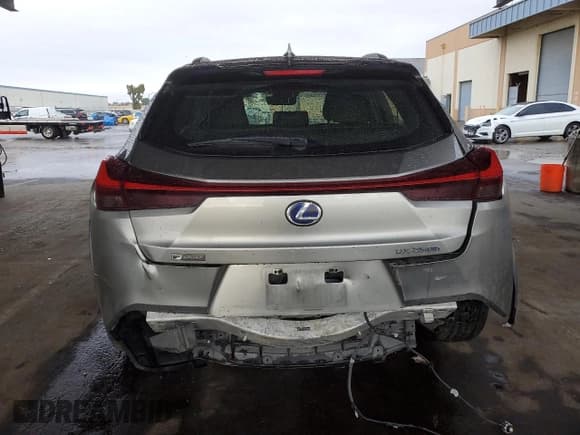 ✅ 2019 Lexus UX 250h • VIN: JTHU9JBHXK2006846 • Lot: 92744525. Listed on Copart with 126,101 mi. Free auction sales archive from the USA and detailed vehicle history report at DreamBid. Image 6.