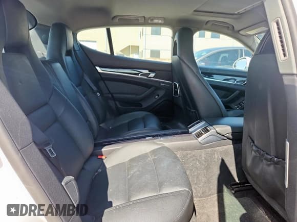 ✅ 2012 Porsche Panamera S • VIN: WP0AB2A71CL061334 • Lot: 64317185. Listed on Copart with 89,466 mi. Free auction sales archive from the USA and detailed vehicle history report at DreamBid. Image 10.