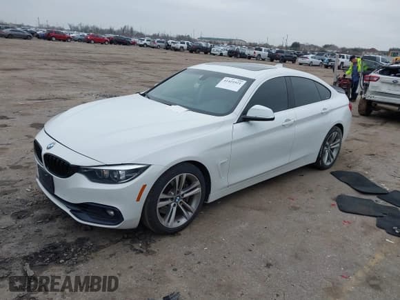 ✅ 2018 BMW 4 Series 440i • VIN: WBA4J5C56JBF07087 • Lot: 41421921. Wystawiony na IAAI z przebiegiem 61 601 mil. Bezpłatny archiwum sprzedaży aukcyjnych z USA i szczegółowy raport historii pojazdu na DreamBid. Zdjęcie 2.