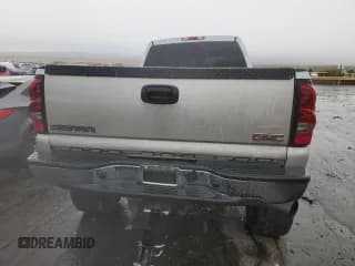 ✅ 2007 GMC Sierra 3500 SRW Work Trk • VIN: 1GTHK33D27F106146 • Lot: 77556084. Wystawiony na Copart z przebiegiem 277 900 mil. Bezpłatny archiwum sprzedaży aukcyjnych z USA i szczegółowy raport historii pojazdu na DreamBid. Zdjęcie 6.