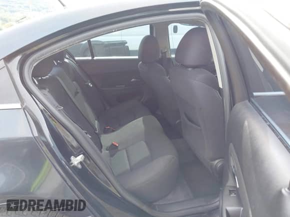 2013 Chevrolet Cruze 1LT with VIN 1G1PC5SB6D7118822, listed as a IAAI auction lot 43329218 with 90,424 mi miles and . Bid and sale history available at DreamBid. Image 8.