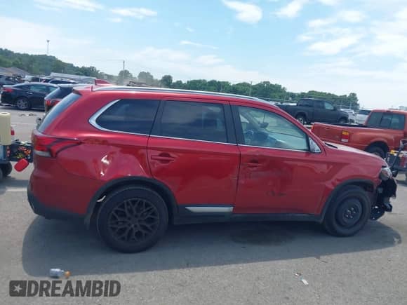 2017 Mitsubishi Outlander SE z VIN JA4AZ3A32HZ065812, wystawiony jako IAAI lot #42846257 z przebiegiem 153 495 mil mil oraz . Historia ofert i sprzedaży dostępna na DreamBid. Obrazek 14.