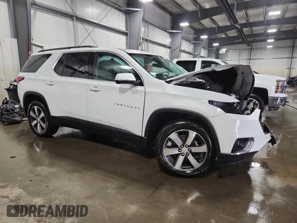 ✅ 2020 Chevrolet Traverse LT • VIN: 1GNEVHKW9LJ322665 • Lot: 81523295. Wystawiony na Copart z przebiegiem Nie podano. Bezpłatny archiwum sprzedaży aukcyjnych z USA i szczegółowy raport historii pojazdu na DreamBid. Zdjęcie 4.